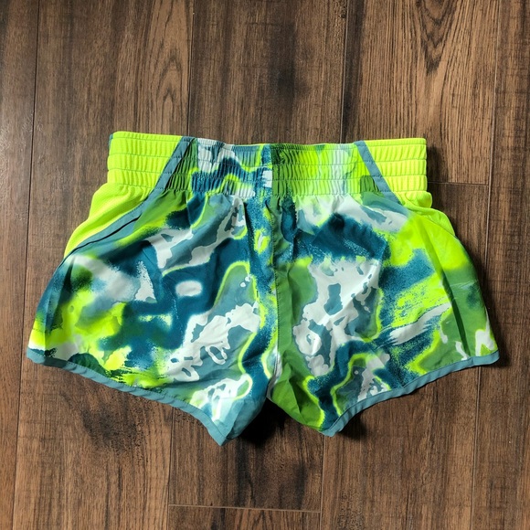 Nike Dri-Fit Shorts - Picture 2 of 4